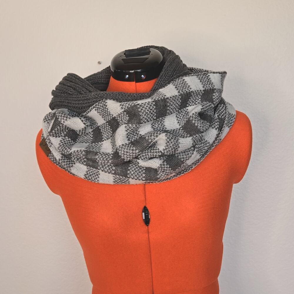 C.C. Comfy Infinity Scarf Gray and white checked